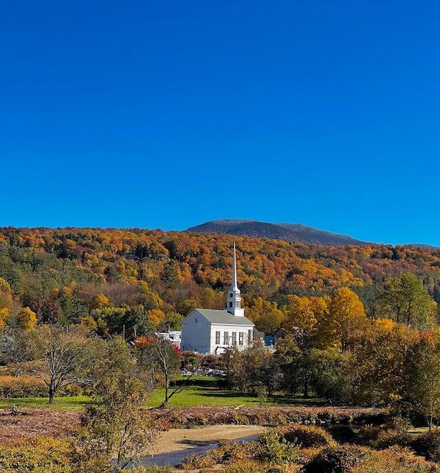 11 Best Vermont Churches To Photograph This Fall GoXplr